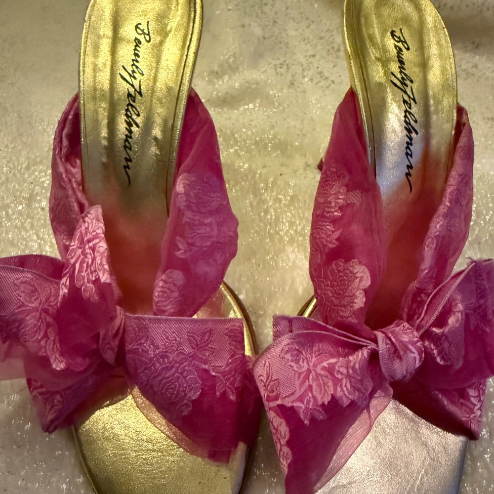 Beverly Feldman Heels - size 10